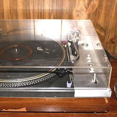 Pioneer Direct Drive Stereo Turntable
