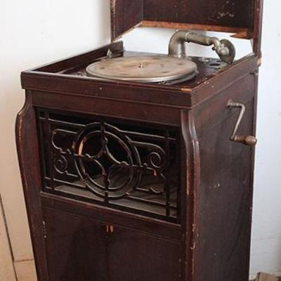 Antique victrola, as is
