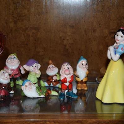 Snow White & Seven Dwarfs Figures