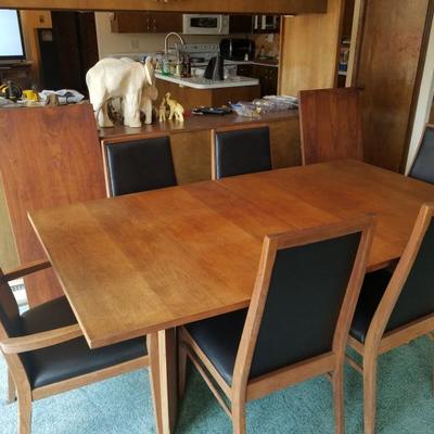 Mid century dining table and chairs with 2 leafs by Foster McDavid. 42 x 72 as pictured. 2 - 20