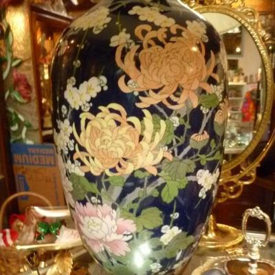 Japanese cloisonne lamp