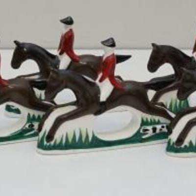 Set of Ten Vintage PIA Equestrian Fox Hunt Bone China Napkin Rings 1986. Each depicting a Master of the Hunt on horseback  with spotted...