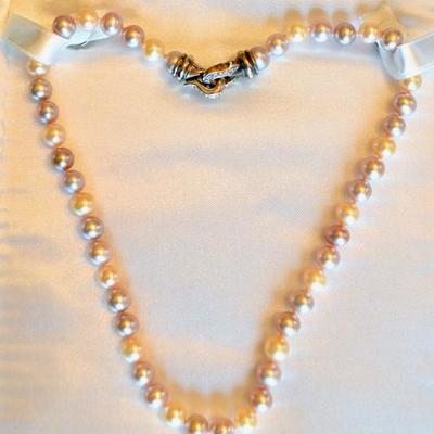 Pearl necklace