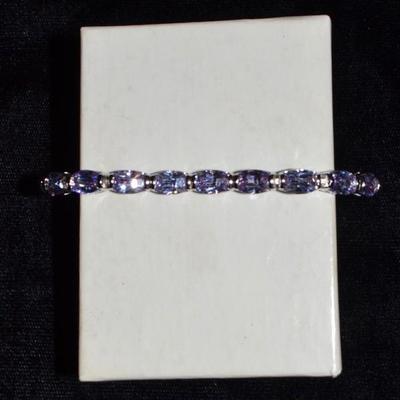 Gold and amethyst bracelet