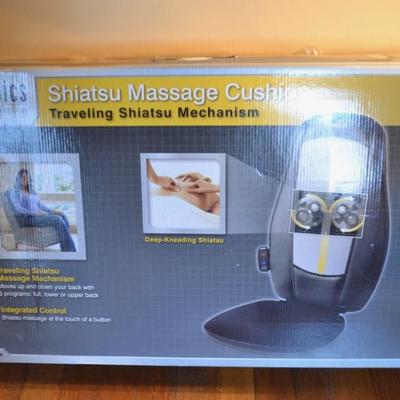 Shiatsu massage cushion