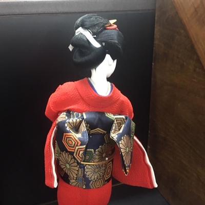 Oriental Geisha Girl Statue