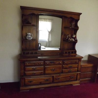 Colonial dresser with lighted mirror