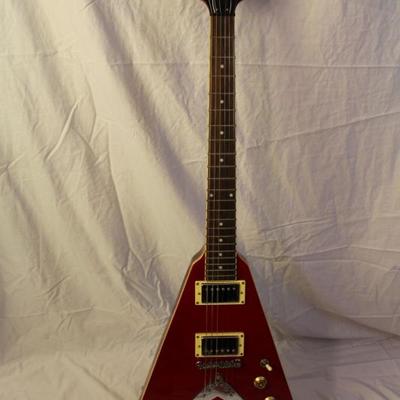 Item #9 Hammer Vector Flying V Electric Guitar XT Series

Price: $400.00

Specifications
Mahogany Top
Alder Body
Ivoroid
Maple Neck...
