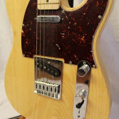 Item #10 Fender Special Edition Telecaster 2008 Ash Natural Gloss

Price: $600.00

From the archives of Fender's 