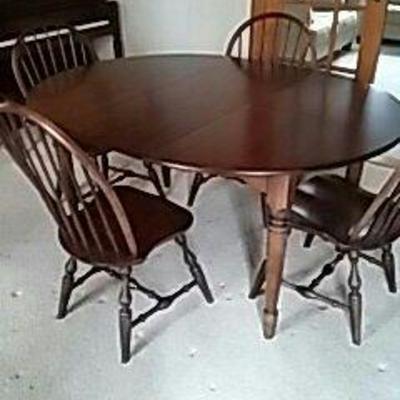 Nichols and Stone Dining Table and Four Chairs