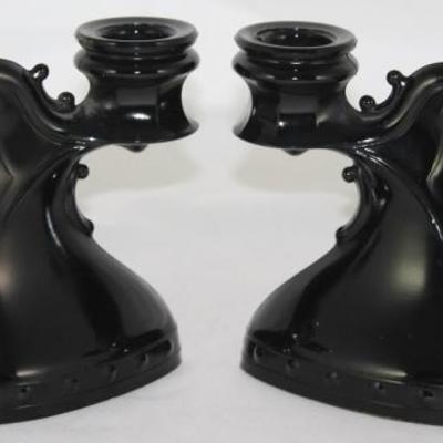 L.E. Smith Glass "Mt. Pleasant" Black Glass 2-Light Candle Holder