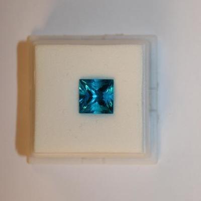 4.00 CT MIN 10x10 MM PC Paraiba Ice Tourmaline  gemstone, blue.
