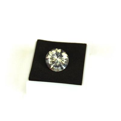 Approx. 9.00 CT 14MM round white Topaz gemstone.
