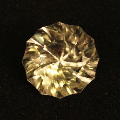 7.70 CT 12.11MM round White Topaz gemstone,  Quantum Cut
