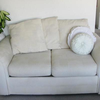 Matching love seat  BUY IT NOW  $ 95.00