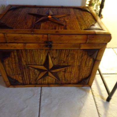 chest with star