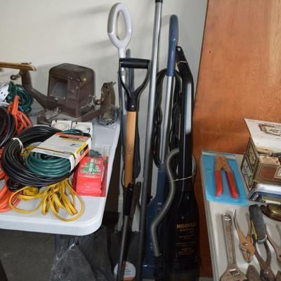 Garage & Garden Supplies-Extension Cords & Cleaning Tools 