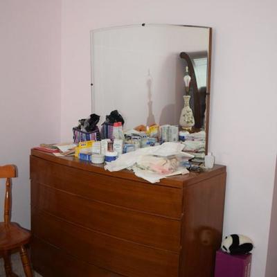 Dresser with Mirror 