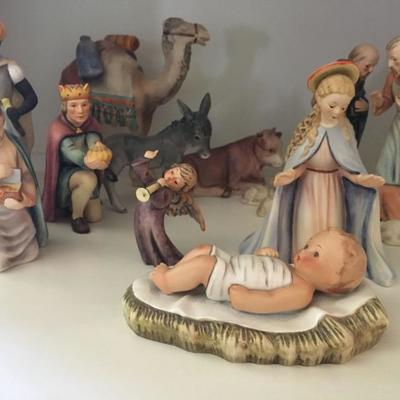 Hummel Nativity 
