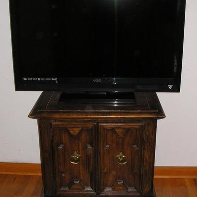 Vizio 36 inch TV on Dixie nightstand