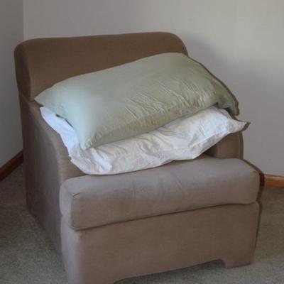 Chair & Pillows