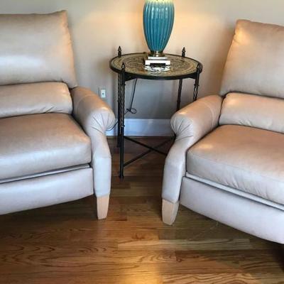 Luxurious Pair, Pearson top grain leather recliners
