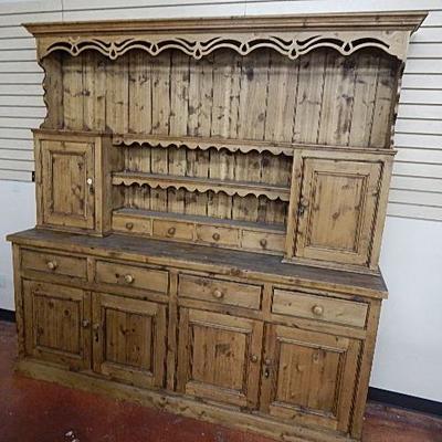 Country Pine Hutch