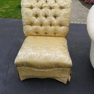 DOMAIN ACCENT CHAIR 160.00