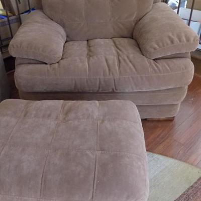Suede Leather Chair w/ Ottoman