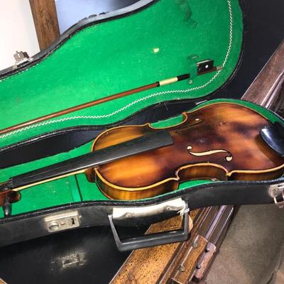 STUDENT VIOLIN WITH HARD CASE