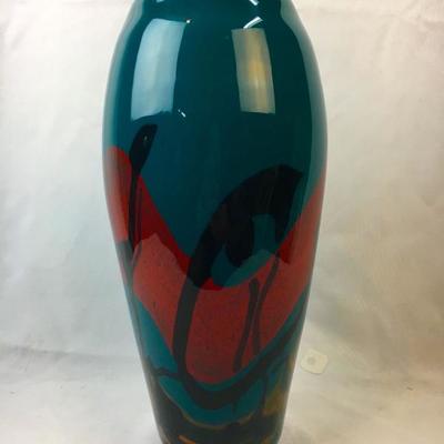 large Studio art glass vase - signed
click link to learn more and to bid...