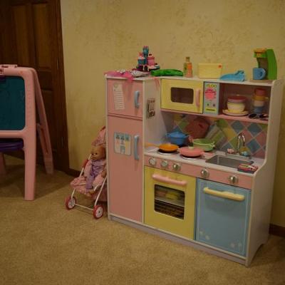 Child's Play Kitchen, Easel