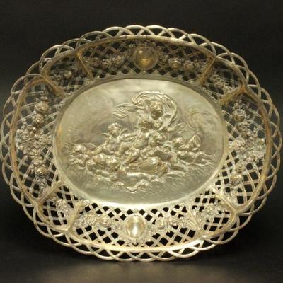 Lot 162: 830 Silver Figural Center Bowl 