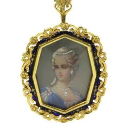 Lot 218A: 18K Gold Handpainted Pendant/Pin 