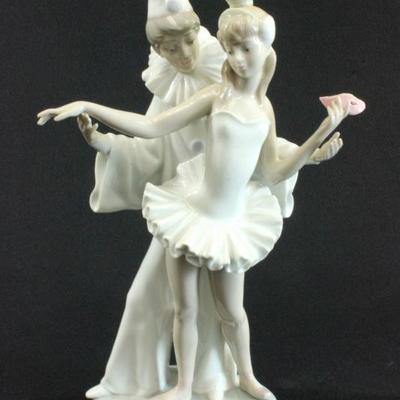 Lot 6: Lladro Parejita Carnaval #882 