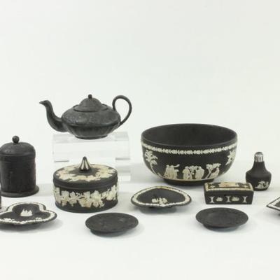 Lot 86: Lot of 13 Wedgwood Black Jasperware Pieces 