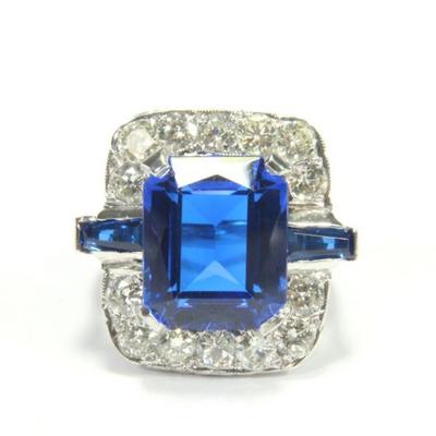 Lot 227: 14K Yellow Gold Diamond & Sapphire Ring 