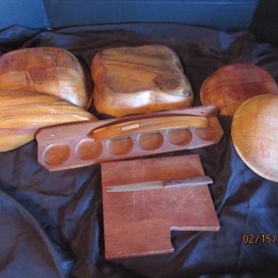 Wooden serving pieces