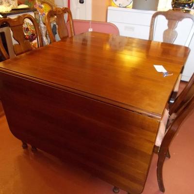 Dining table $145