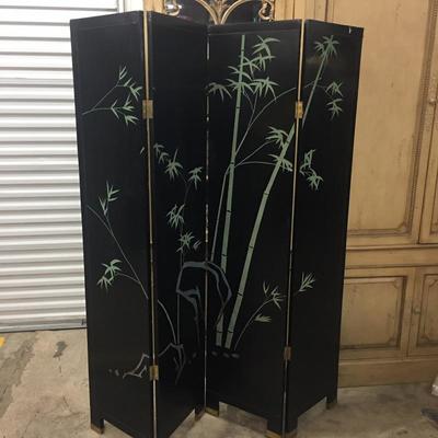 Reversible screen