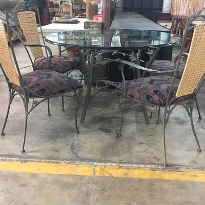Kitchenette table