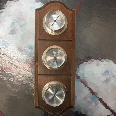 Vintage Weather Station