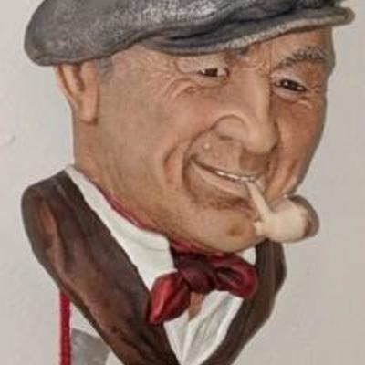 Barge
Produced 1988 to 1996. Sculpted by Alice Brindley. Height 5.25 inches. There is a Special Painted Edition that was handed out to...