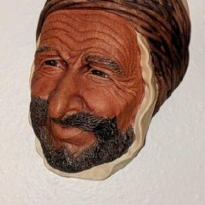 Persian
Produced 1962 to 1988. Sculpted by Fred Wright. Height 5.5. inches.Series B Composite. Common 