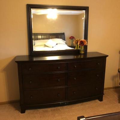  Family Heritage Estate Sales, LLC. New Jersey Estate Sales/ Pennsylvania Estate Sales. Dresser with Mirror. 