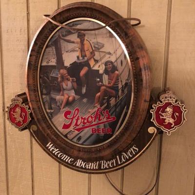 Family Heritage Estate Sales, LLC. New Jersey Estate Sales/ Pennsylvania Estate Sales. Stroh's Beer Wall Hanging. 