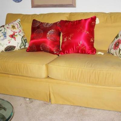 Craftmaster sleeper sofa...