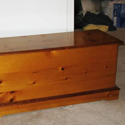 pine hope chest                BUY IT NOW  $  65.00