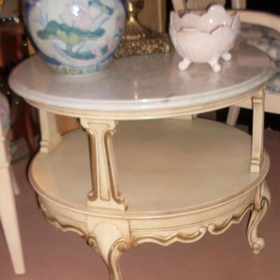 FRENCH PROVINCIAL TABLE