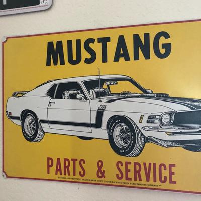 Mustang sign